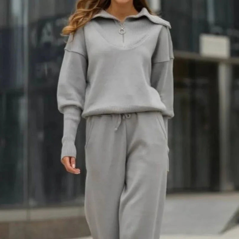 Style & Comfort- Half-Zipper Lapel Top & Matching Jogger